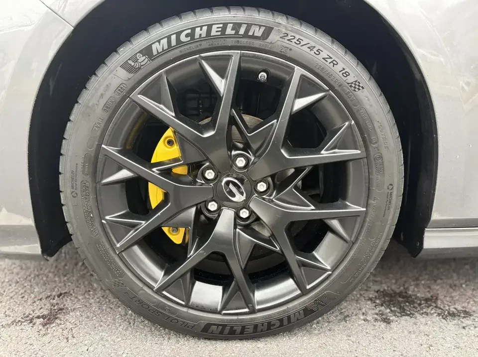 GAC Trumpchi Empow Shadow Leopard 2022 270T J16 R-Style Track Edition 2023 — thumbnail 3