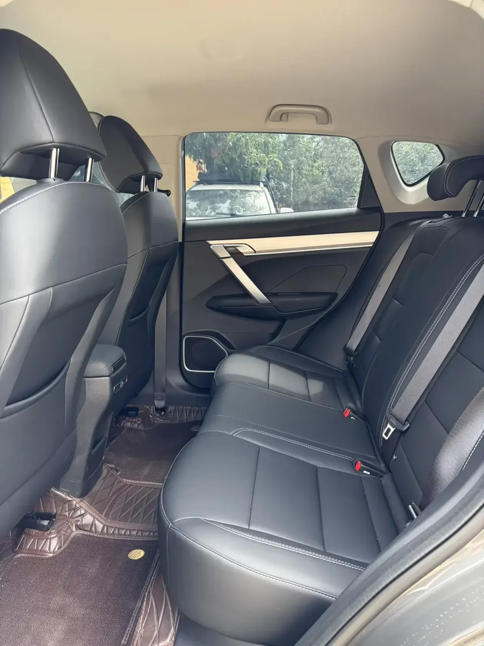 Geely Coolray SX11 Binyue 2025 1.5L CVT Super Edition 2026 — миниатюра 3