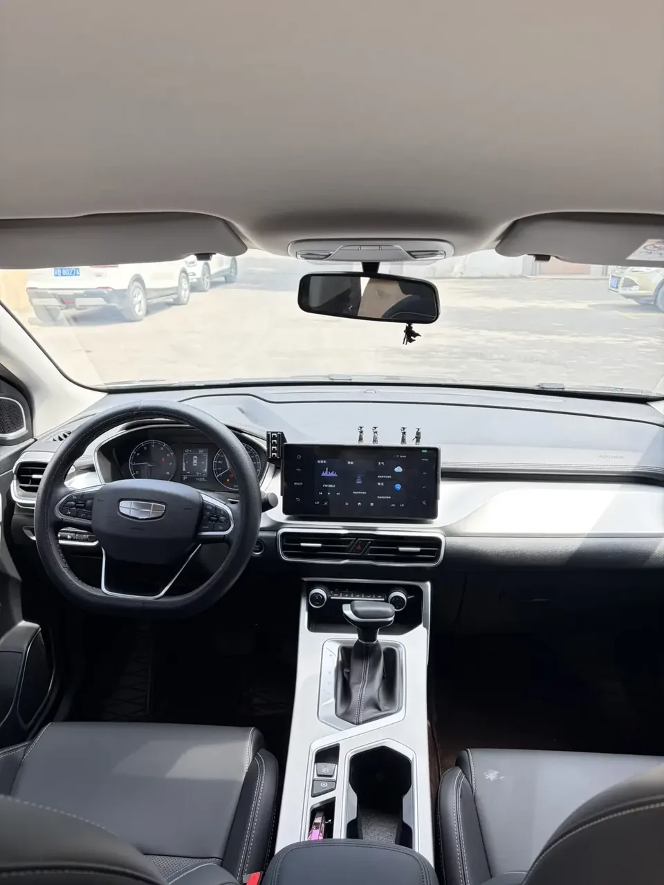 Geely Coolray SX11 Binyue 2025 1.5L CVT Super Edition 2026 — миниатюра 5