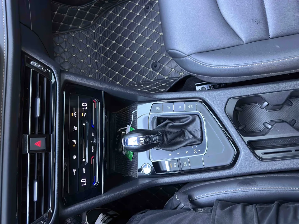 Volkswagen Tharu tuyue 2022 280TSI 2WD Comfort Edition 2022 — миниатюра 5