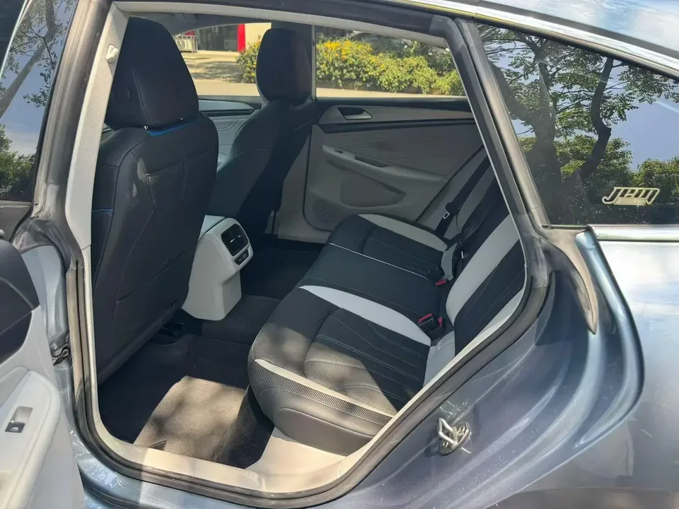 Volkswagen Lamando Lingdu 2022 Lingdu L 280TSI DSG Hot Edition 2022 — thumbnail 3