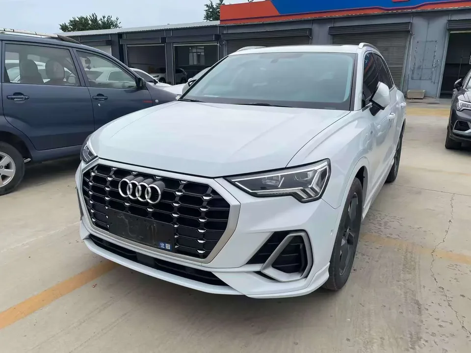 Audi Q3 Audi Q3 2023 35 TFSI Stylish Dynamic 2023 — photo 1, buy with delivery to Moscow