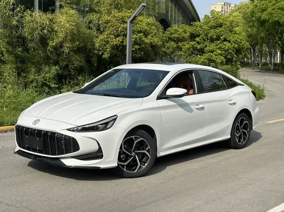 MG 5 MG5 2026 300TGI Global Flagship MAX Edition 2026 — photo 1, buy with delivery to Moscow