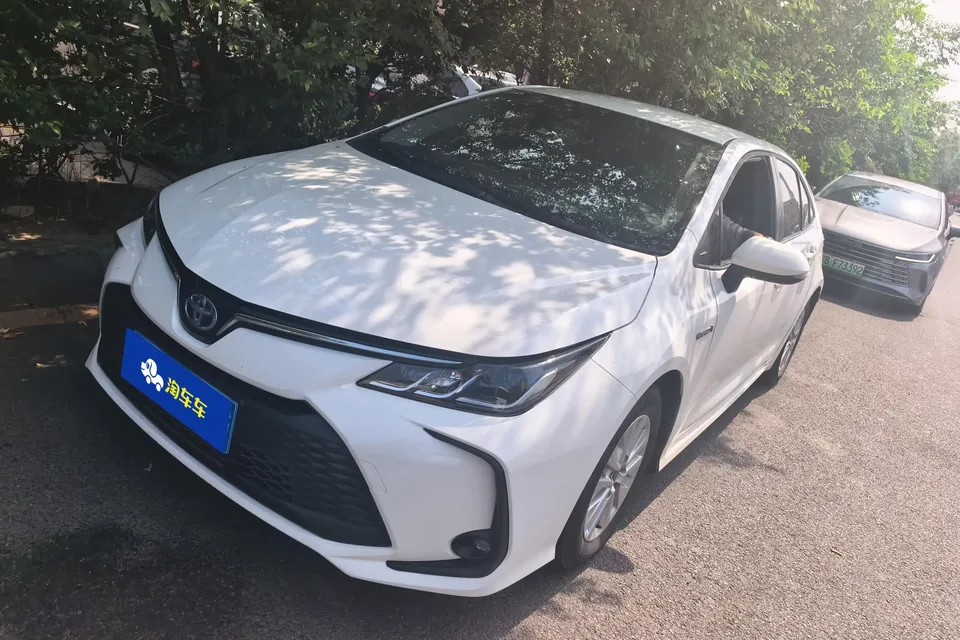 Toyota Corolla Corolla 2023 Intelligent Electric Hybrid Dual Engine 1.8L E-CVT Pioneer Edition 2024 — photo 1, buy with delivery to Moscow