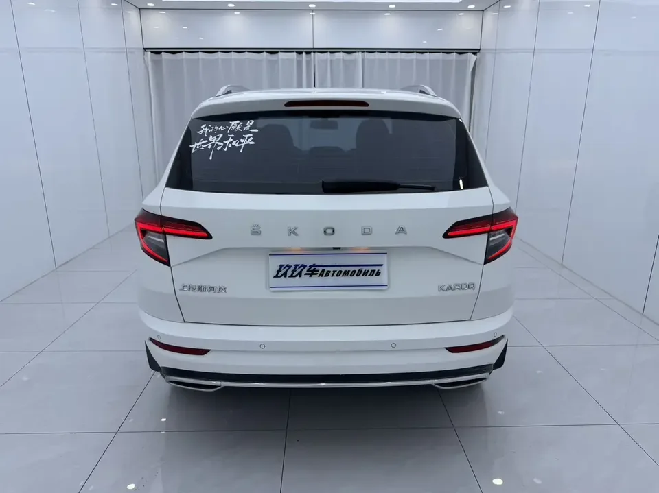 Skoda Karoq Korok 2021 TSI280 Deluxe 2022 — thumbnail 2