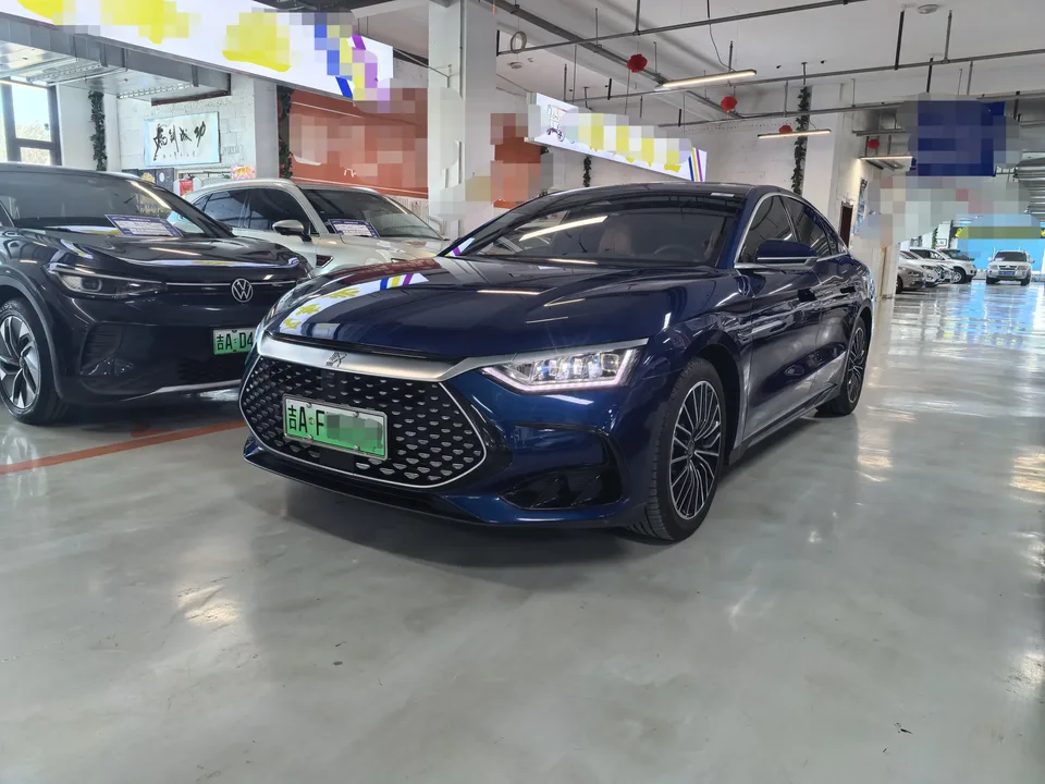 BYD Han DM Chinese DM 2022 DM-i 121KM Premium 2022 — photo 1, buy with delivery to Moscow