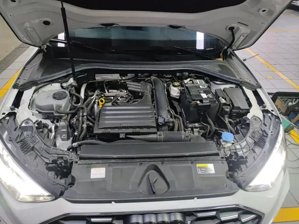 Audi A3 Audi A3 2022 Sportback 35 TFSI Stylish and Elegant 2022 — thumbnail 2