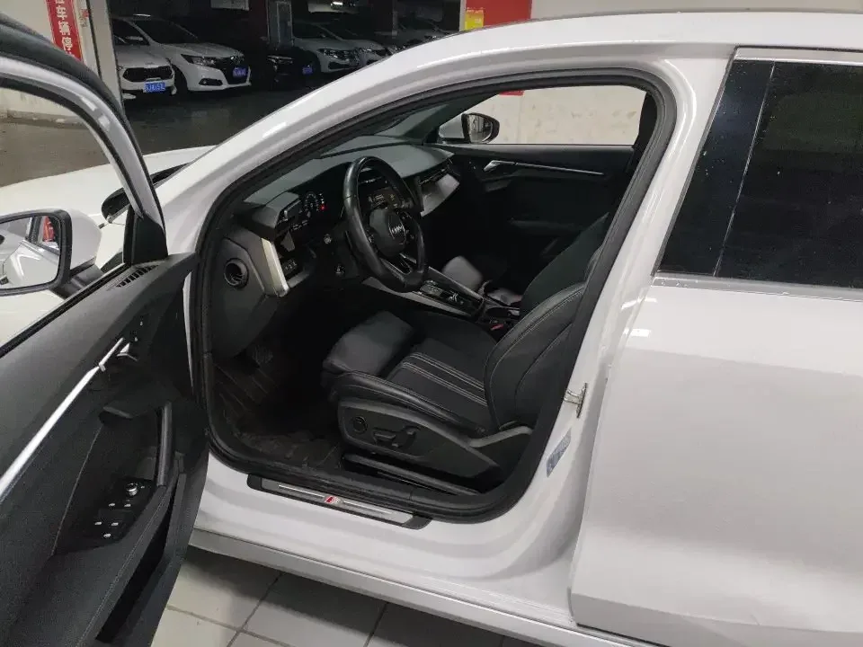 Audi A3 Audi A3 2022 Sportback 35 TFSI Stylish and Elegant 2022 — thumbnail 5
