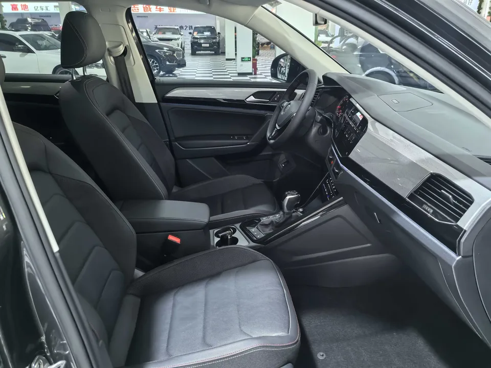Volkswagen Tayron Tanyue 2022 280TSI 2WD Luxury Smart Edition 2022 — thumbnail 5
