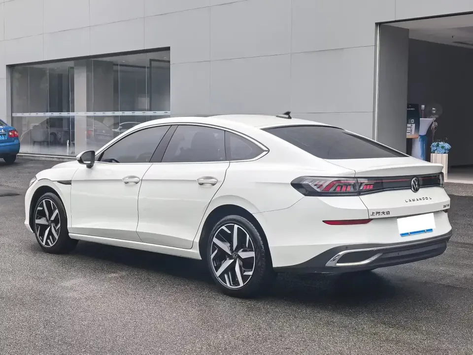 Volkswagen Lamando Lingdu 2024 Lingdu L 280TSI DSG Hot Edition 2024 — миниатюра 2