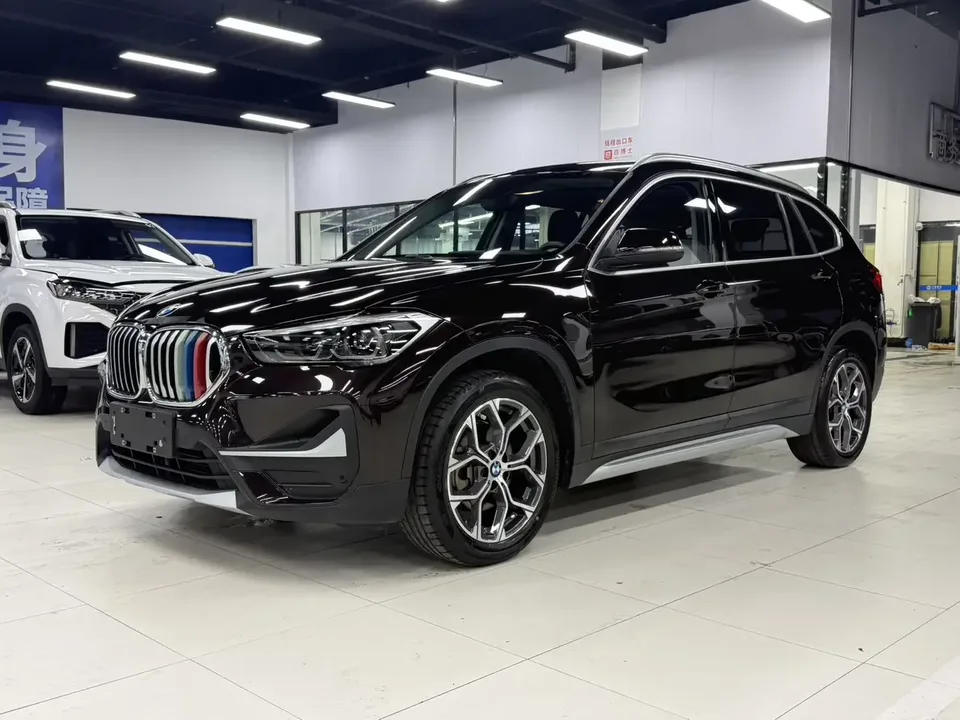 BMW X1 BMW X1 2022 sDrive20Li Premium 2022 — фото 1, купить с доставкой в Москву