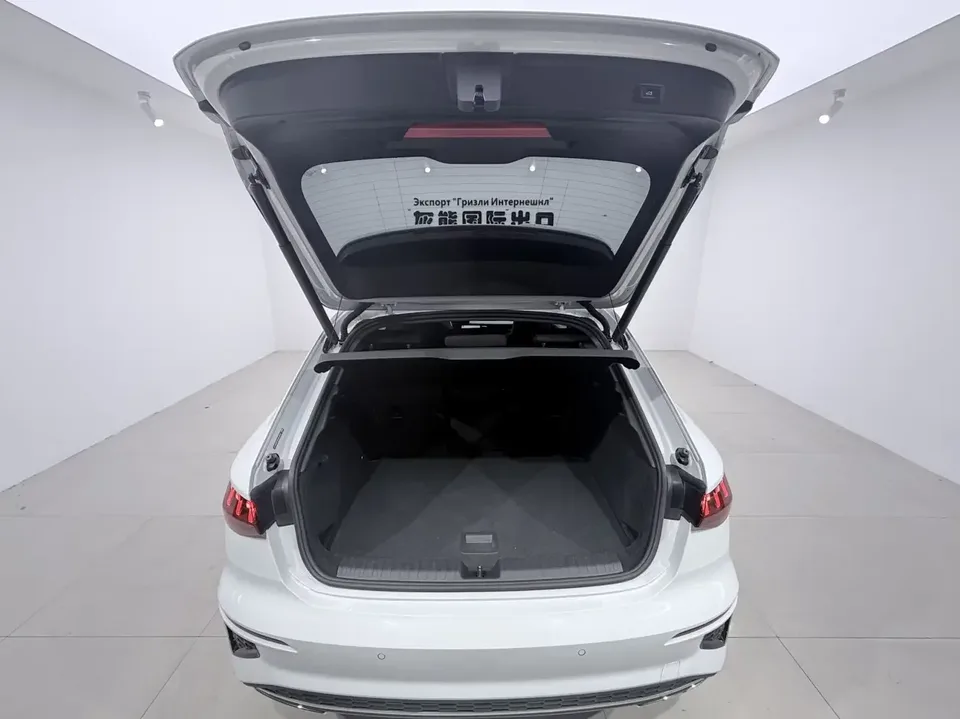 Audi A3 Audi A3 2022 Sportback 35 TFSI Luxury Sports 2023 — thumbnail 5