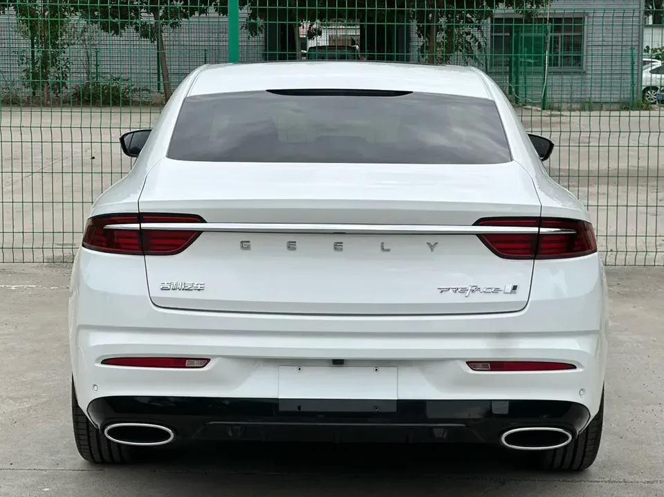 Geely Preface Xing Rui 2023 2.0T Premium 2023 — миниатюра 2