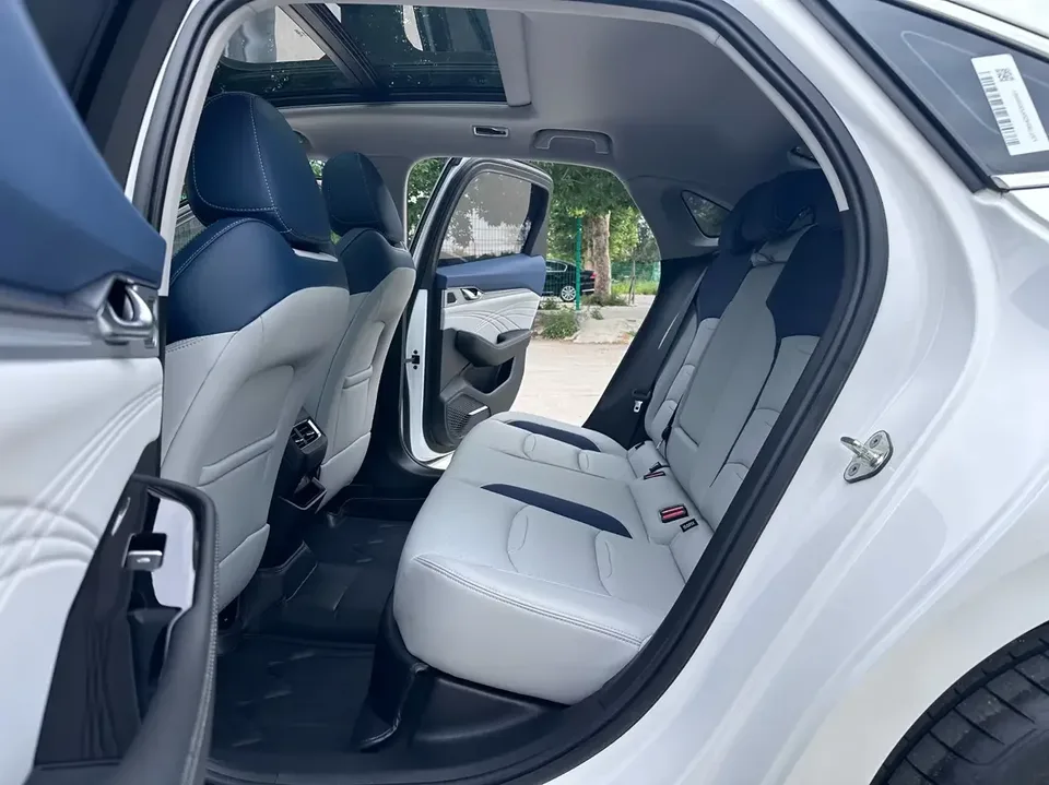 Geely Preface Xing Rui 2023 2.0T Premium 2023 — миниатюра 3