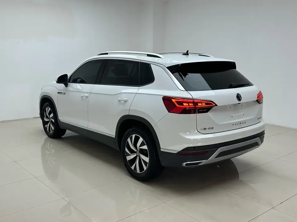 Volkswagen Tayron Tanyue 2022 280TSI 2WD Luxury Smart Edition 2022 — миниатюра 2