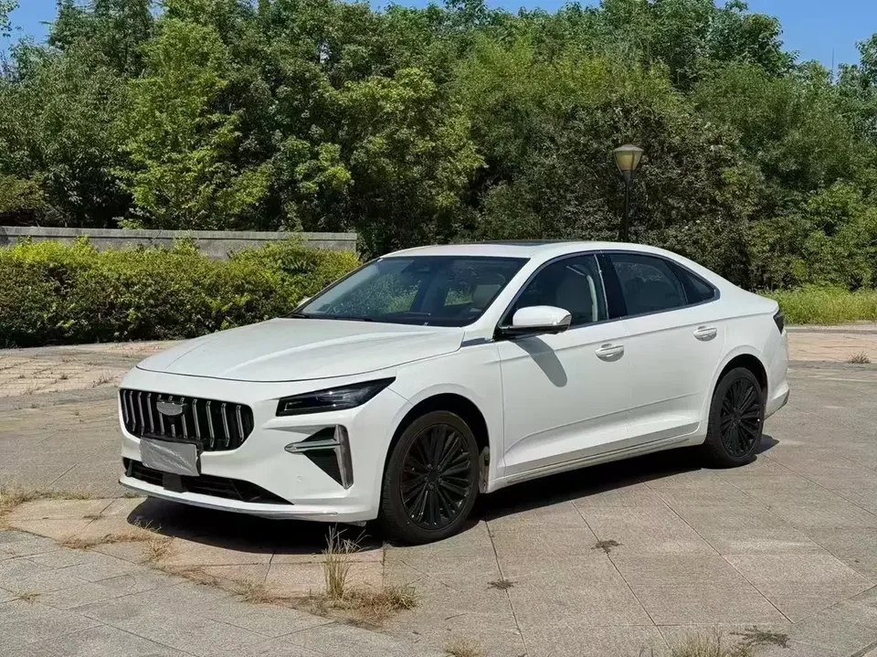 Geely Preface Xing Rui 2024 Hybrid 1.5TD Nebula Edition 2024 — photo 1, buy with delivery to Moscow