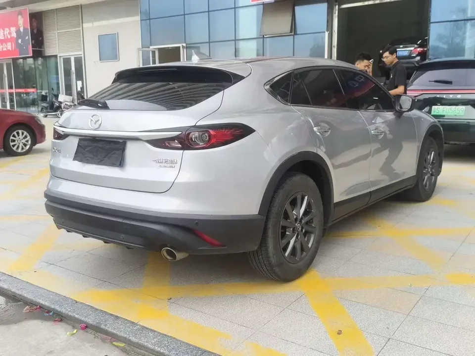 Mazda CX-4 Mazda CX-4 2021 2.0L 2WD Blue Sky Vitality Edition 2022 — thumbnail 2