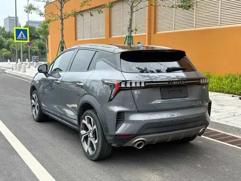 Lynk & Co 06 Lynk & Co 06 2023 Remix 1.5T Hero 2023 — thumbnail 4