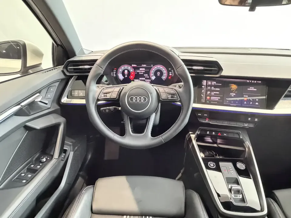 Audi A3 Audi A3 2024 Sportback 35 TFSI Stylish and sporty 2024 — thumbnail 5