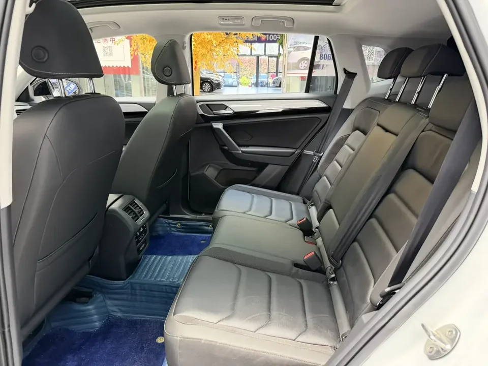 Volkswagen Tayron Tanyue 2022 280TSI 2WD Luxury Smart Edition 2022 — thumbnail 5