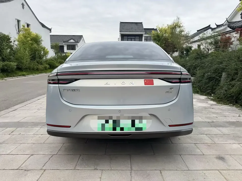 AION S AIONS 2022 Plus 80 Technology Edition Ternary Lithium 2022 — thumbnail 2