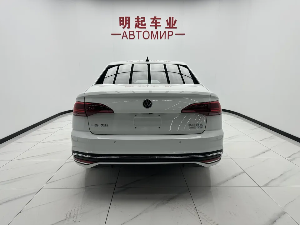 Volkswagen Bora Bora 2023 280TSI DSG Premium Edition 2022 — thumbnail 2