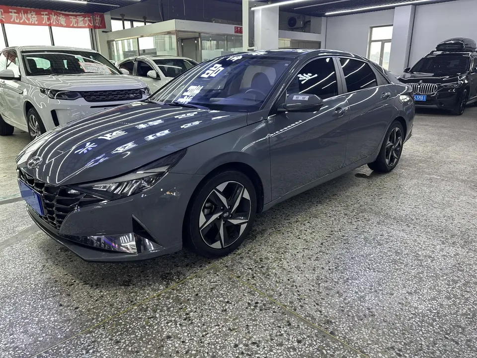 Hyundai Elantra Elantra 2022 1.5L CVT LUX Premium Edition 2022 — photo 1, buy with delivery to Moscow