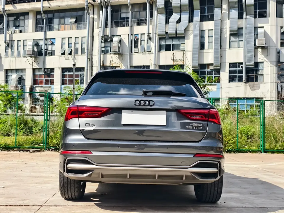 Audi Q3 Audi Q3 2021 35 TFSI Stylish Dynamic 2022 — thumbnail 2