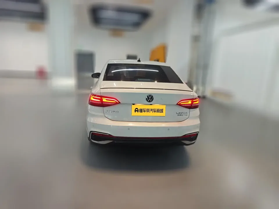 Volkswagen Lavida Lavida 2023 280TSI DSG Starry Sky Edition 2023 — thumbnail 2