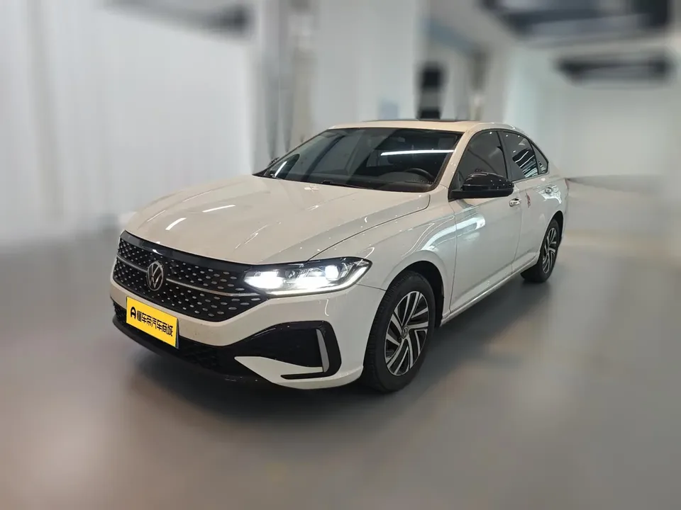 Volkswagen Lavida Lavida 2023 280TSI DSG Starry Sky Edition 2023 — photo 1, buy with delivery to Moscow