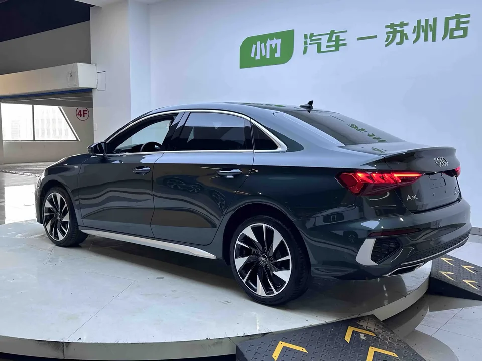 Audi A3 Audi A3 2023 A3L Limousine 35 TFSI Stylish Sports 2023 — миниатюра 2