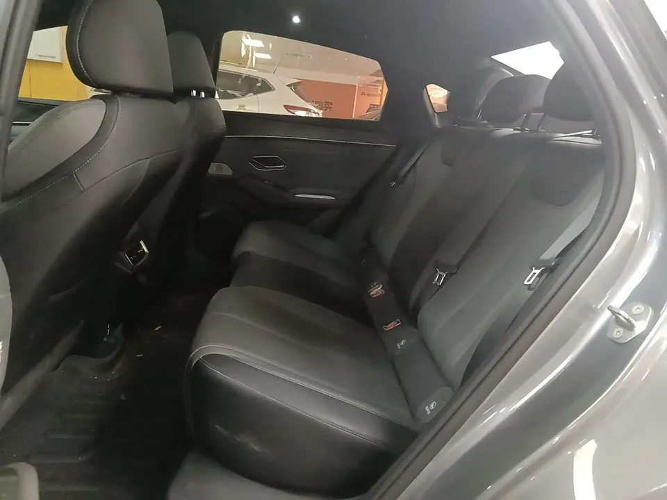 BYD Qin L DM Qin L DM 2024 DM-i 120KM Leading Type 2025 — thumbnail 3