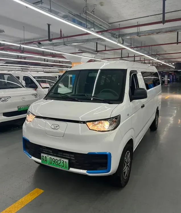 Kaiyi Finless Porpoise E7 Finless Porpoise E7 2025 Passenger Transport Entrepreneurship Edition-50.38kWh 6-seater 2025 — photo 1, buy with delivery to Moscow