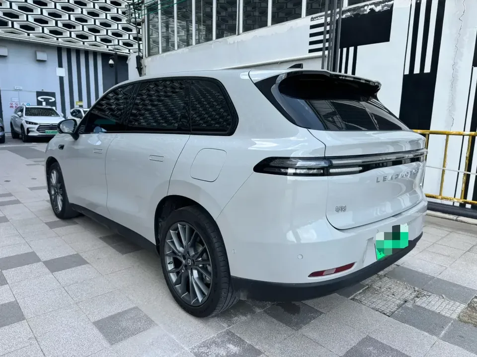Leapmotor Zero running C10 Zero running C10 2024 Pure electric version 530 Smart Edition 2024 — thumbnail 2