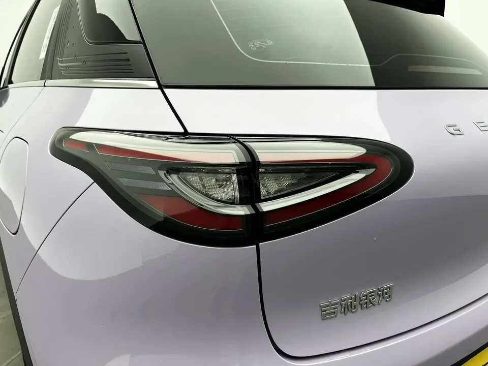 Geely Star Wish Star Wish 2026 410km Explorer Edition 2025 — thumbnail 4