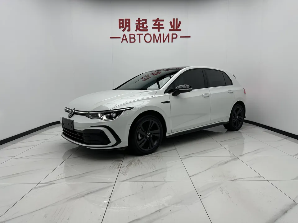 Volkswagen Golf golf 2023 280TSI DSG R-Line Lite 2023 — photo 1, buy with delivery to Moscow