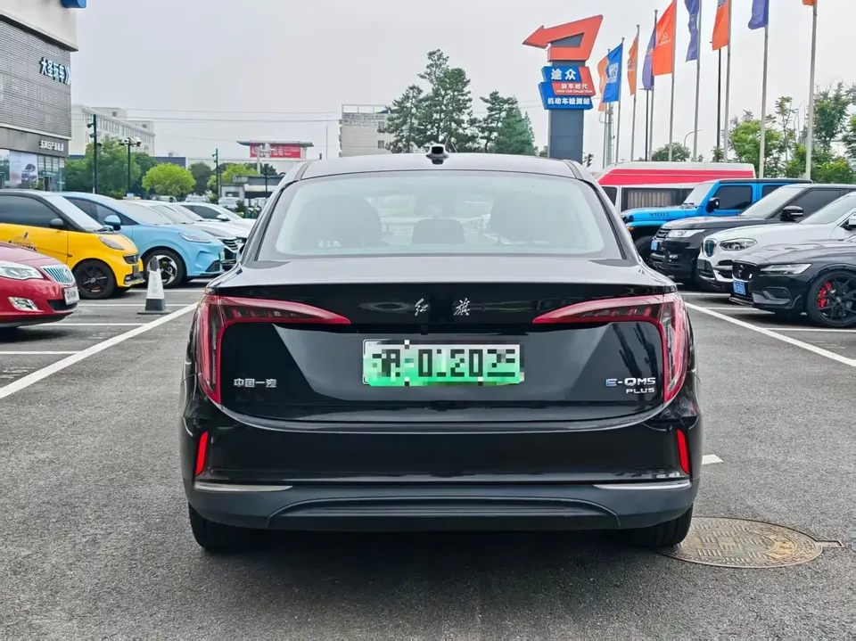 Hongqi E-QM5 Hongqi E-QM5 2023 620KM PLUS 2023 — thumbnail 2