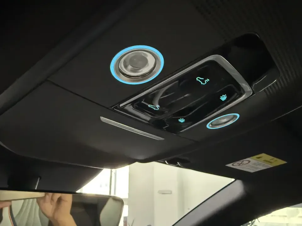 BYD Song PLUS DM Song PLUS DM 2024 DM-i Honor Edition 71KM Luxury 2024 — thumbnail 4