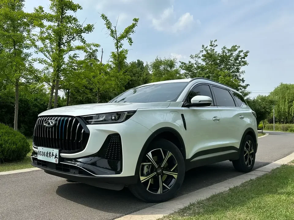 Chery Tiggo 7 PLUS PHEV Tiggo 7 PLUS PHEV 2023 Champion Edition 1.5T DHT 100KM Front Speed 2023 — photo 1, buy with delivery to Moscow