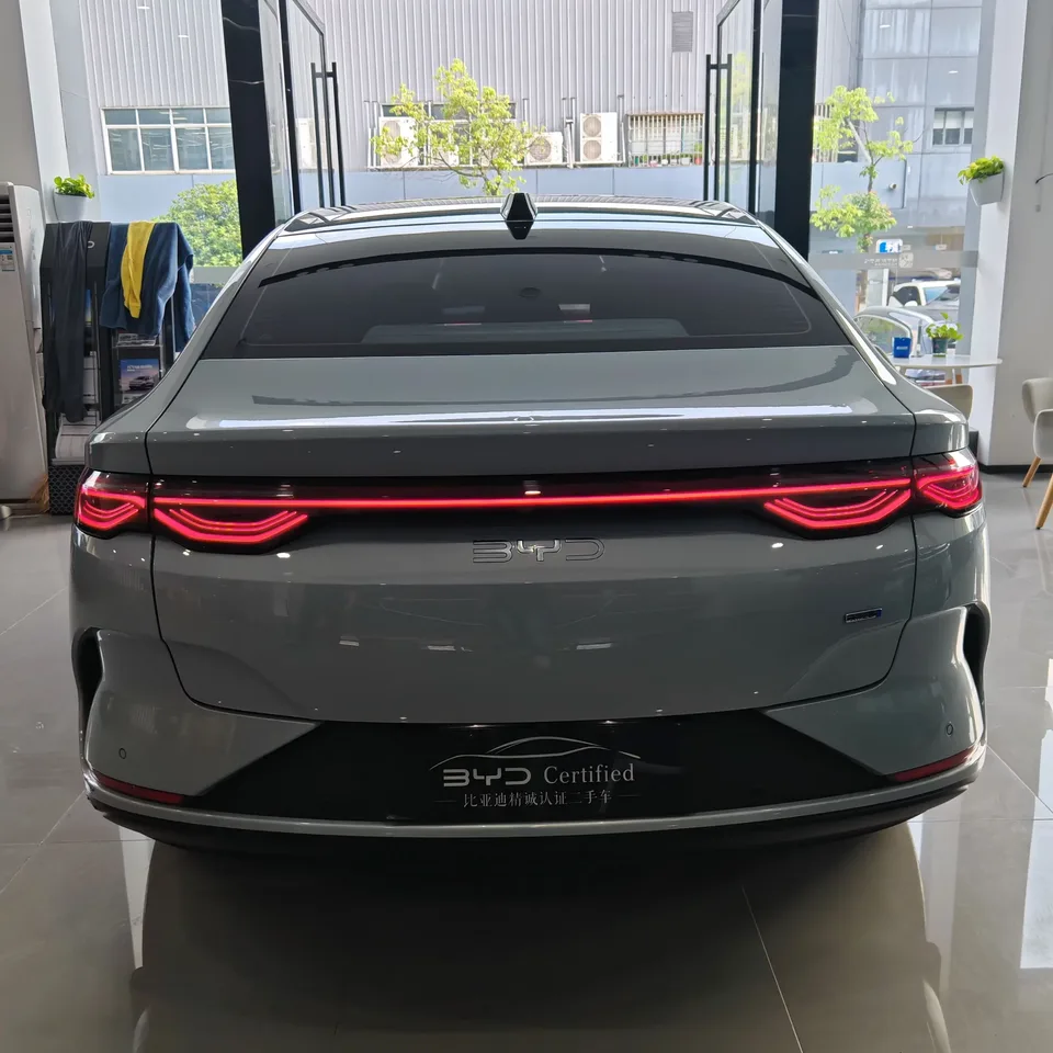 BYD Qin L EV Qin L EV 2025 470KM Leading Model 2025 — thumbnail 4