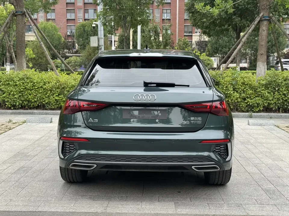 Audi A3 Audi A3 2022 Sportback 35 TFSI Stylish and sporty 2023 — thumbnail 2
