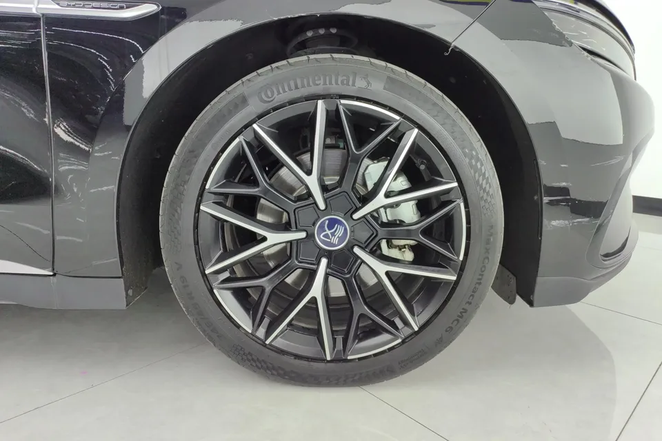 BYD Han DM Chinese DM 2025 DM-i 125KM Premium 2024 — thumbnail 3