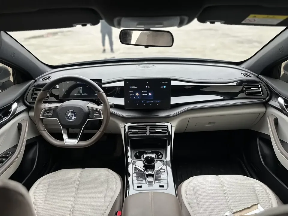 BYD Qin PLUS DM Qin PLUS DM 2024 Honor Edition DM-i 55KM Leading Edition 2025 — thumbnail 3