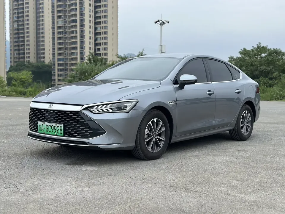 BYD Qin PLUS DM Qin PLUS DM 2024 Honor Edition DM-i 55KM Leading Edition 2025 — photo 1, buy with delivery to Moscow
