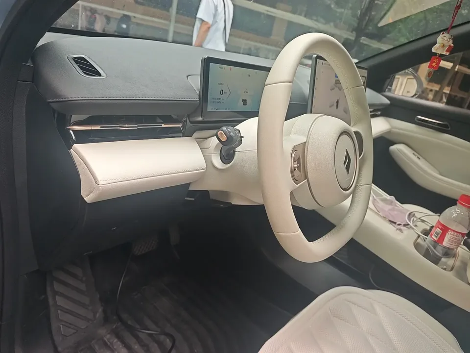 Baojun Yunhai PHEV Baojun Yunhai PHEV 2024 140km Plug-in Hybrid 2025 — миниатюра 4