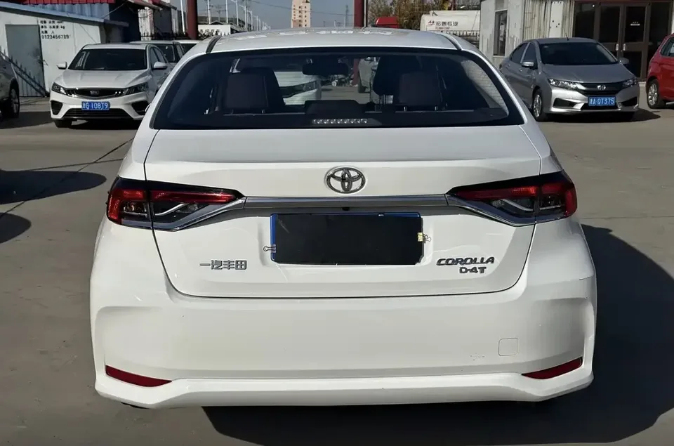 Toyota Corolla Corolla 2023 1.2T S-CVT Pioneer Edition 2023 — thumbnail 2