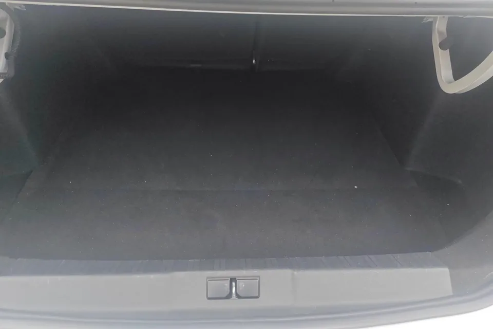 Peugeot 408 Peugeot 408 2024 360THP Model Latu Edition 2024 — thumbnail 5