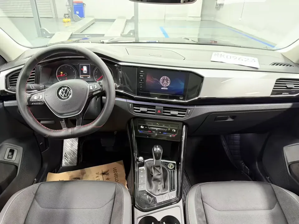 Volkswagen Tayron Tanyue 2022 280TSI 2WD Luxury Smart Edition 2022 — thumbnail 3