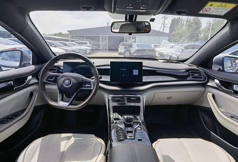 BYD Qin PLUS DM Qin PLUS DM 2023 DM-i Champion Edition 120KM Leading Type 2023 — thumbnail 5