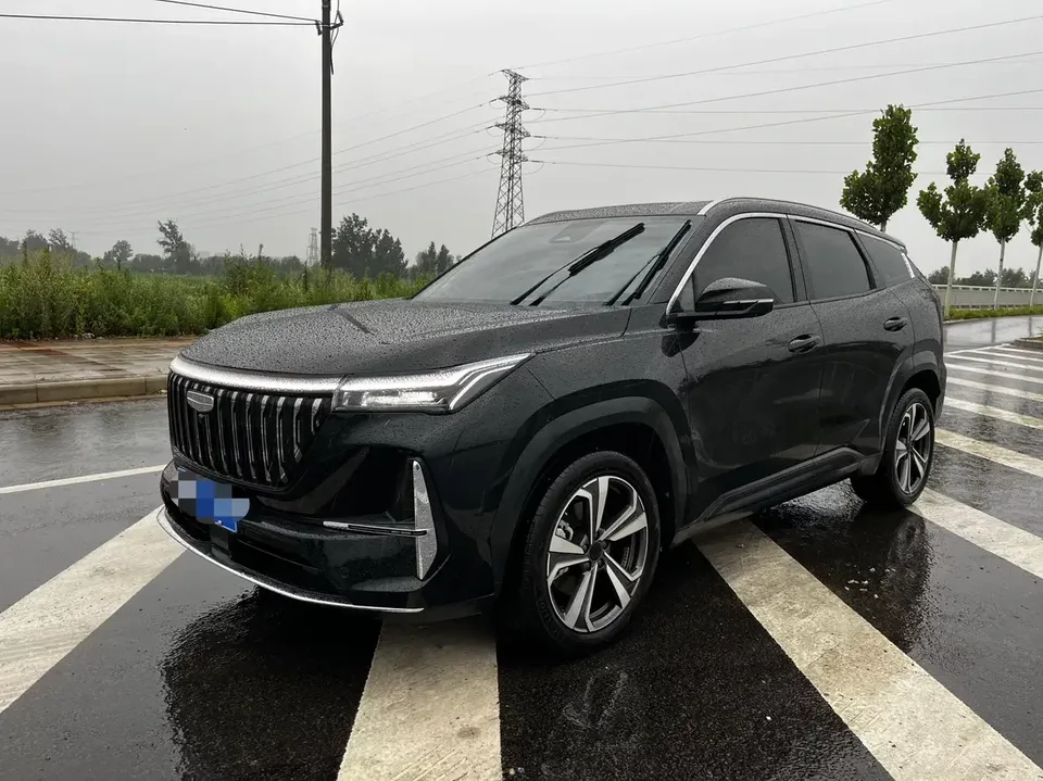 Geely Atlas L Boyue L 2025 Fourth generation 1.5TD DCT Sanhe 2026 — photo 1, buy with delivery to Moscow